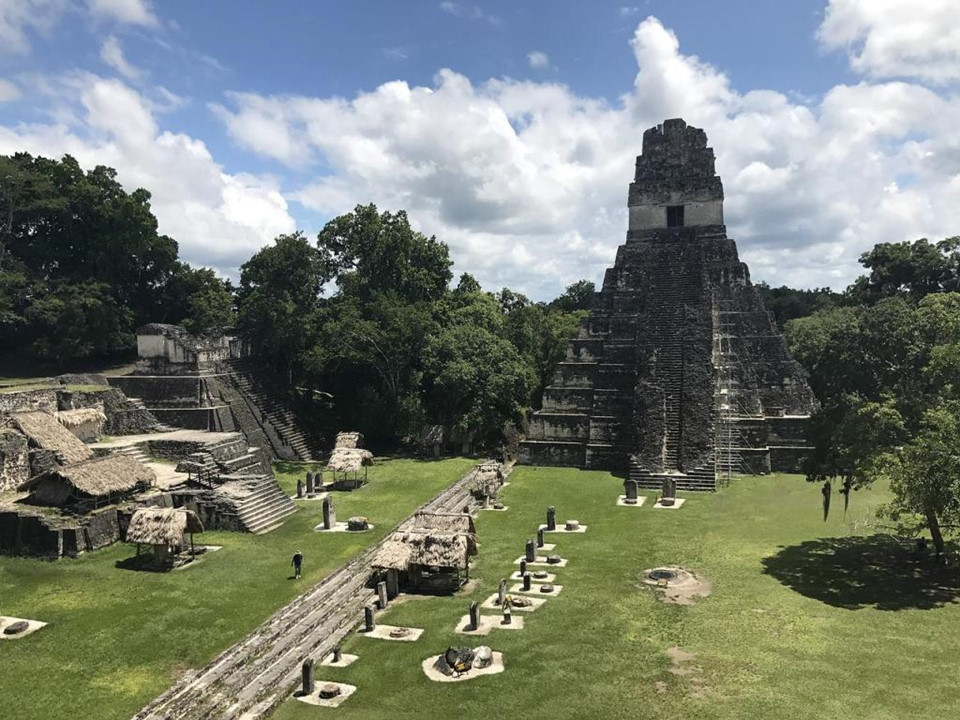Đền Tikal, Tikal, Guatemala: Nằm ở Tikal, thành phố lớn nhất của người Maya, ngày nay thuộc Guatemala. Bên trong ngôi đền này là mộ của vua Jasaw Chan K'awiilIis cùng nhiều tác phẩm nghệ thuật vô giá. Ảnh: ArchDaily.