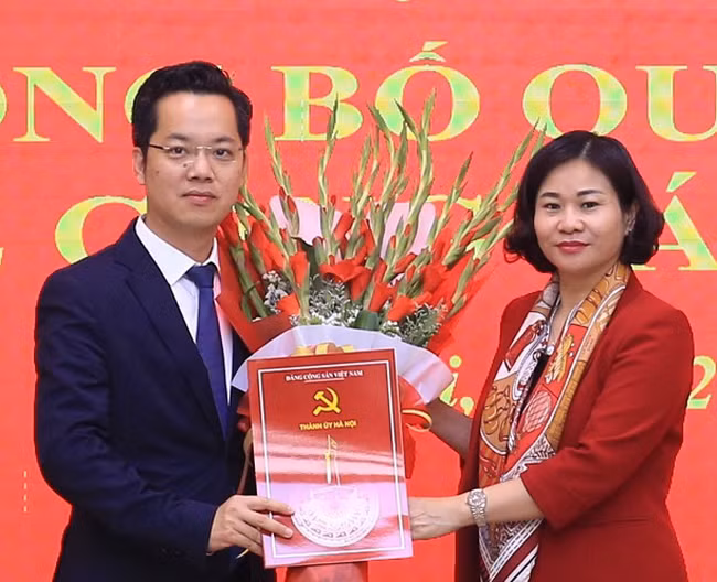 Chan dung cac tan Bi thu quan, huyen, Dang uy Khoi co quan TP Ha Noi