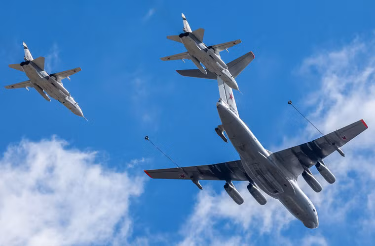 Có khả năng, chiếc Il-78 là của Không quân Nga đang luyện tập cho các phi công Su-24 Syria (Syria sở hữu khoảng 20 chiếc Su-24M2) tiếp nhiên liệu trên không.