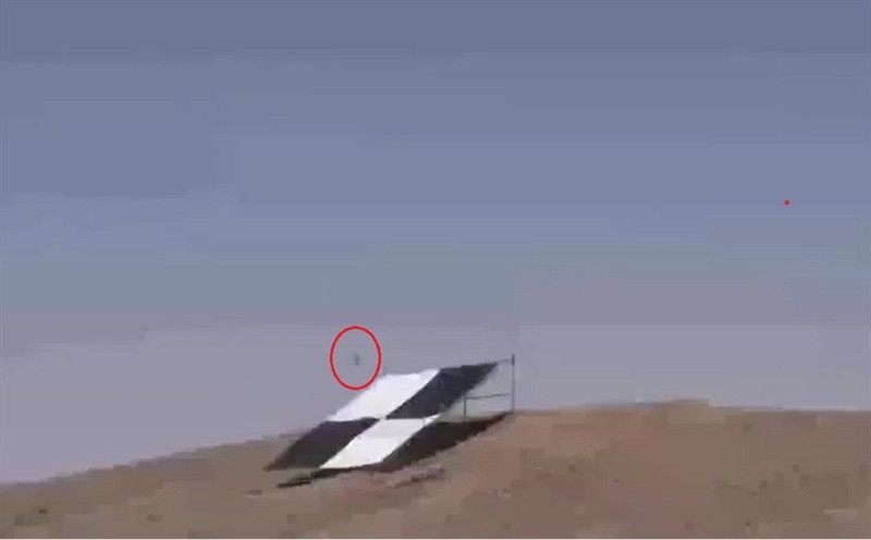 Bởi theo hình ảnh thử nghiệm được Iran công bố, tầm bắn, độ chính xác cùng khả năng phá hủy mục tiêu của phiên bản do Tehran phát triển được đánh giá không thua kém gì tên lửa nguyên bản. Điều đặc biệt, vũ khí này còn được phát triển với 2 phiên bản phóng từ mặt đất và cả trên không.