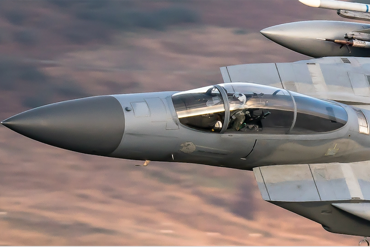 Trong tương lai Mỹ sẽ tiếp tục mua thêm các chiến đấu cơ F-15EX bên cạnh F-35.