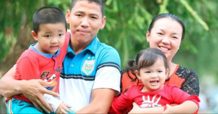 Anh Duc - nguoi ghi ban phut bu gio King's Cup - he lo gi ve gia san tram ty?-Hinh-3