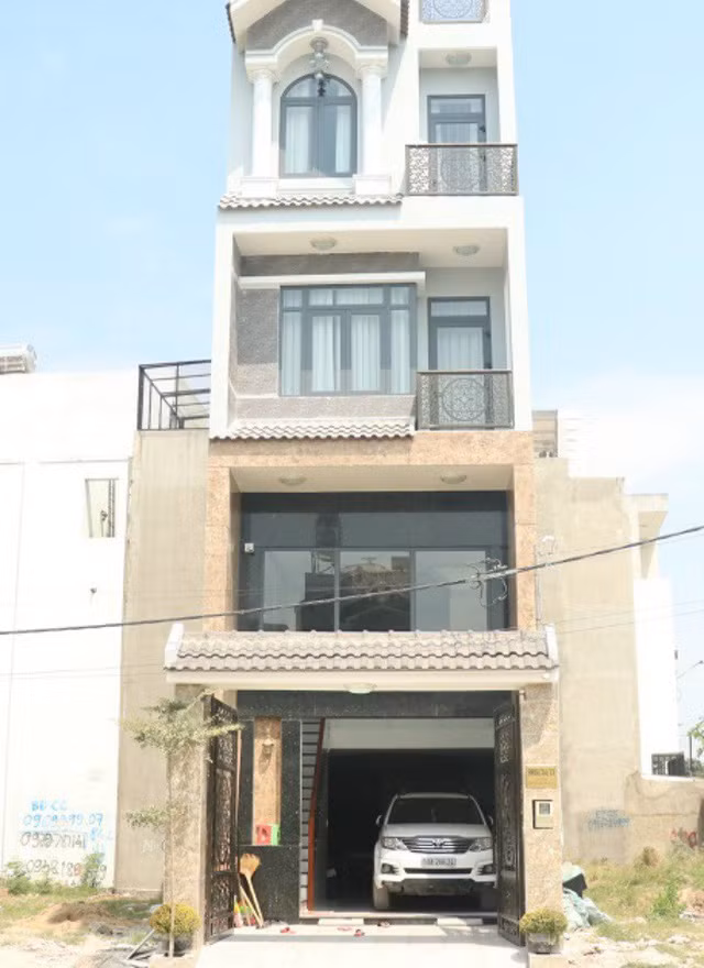 Nha rieng cua dien vien bi danh khi di tu thien Le Duong Bao Lam hoanh trang the nao?