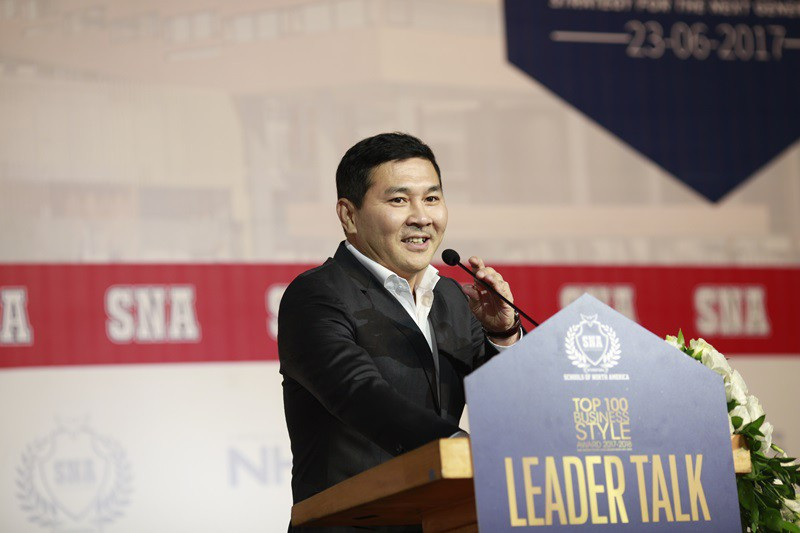 Bắt đầu từ năm 2006, đến tháng 2/2007, Berjaya trở thành tập đoàn Malaysia đầu tiên nhận được giấy phép đầu tư và phát triển về bất động sản tại Việt Nam. Tập đoàn này đang nắm quyền kiểm soát 3 khách sạn lớn là khách sạn Intercontinental tại Hà Nội (tỷ lệ sở hữu 75%); khách sạn Sheraton tại Hà Nội (tỷ lệ sở hữu 70%); Long Beach Resort tại Phú Quốc, Kiên Giang (tỷ lệ sở hữu 70%).