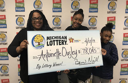 Hi huu kho tin: Nham ngay sinh cua con, ba me da den trung xo so tien ty