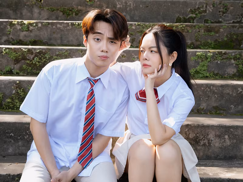 Nhân vật của Phạm Quỳnh Anh chôn giấu tình cảm đơn phương, xem đó là phần ký ức thanh xuân đẹp đẽ. Ảnh: Vietnamnet