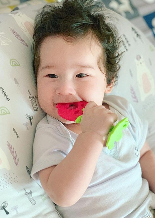 "Nhóc Tây mắt hí" ngày càng bụ bẫm.