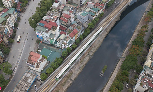 Duong sat Cat Linh - Ha Dong truoc ngay chay thu