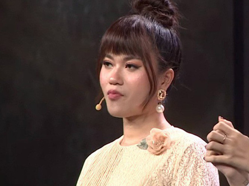 Gần đây, Lâm Vỹ Dạ bị antifan lập nhóm công khích. Mới nhất, antifan kéo vào fanpage giải Mai Vàng để kêu gọi tẩy chay nữ diễn viên. Về phần mình, Lâm Vỹ Dạ mượn lời bài thơ của Liêu Hà Trinh để ngụ ý sẽ không bỏ cuộc trước những lời thị phi.