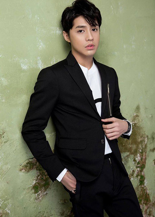 Trong một lần livestream, bị antifan bình phẩm không hay về nhan sắc, Noo Phước Thịnh lập tức đáp trả. Anh mắng antifan quá rảnh rỗi. Noo Phước Thịnh còn khuyên antifan nên đi chùi toilet thay vì soi mói anh.