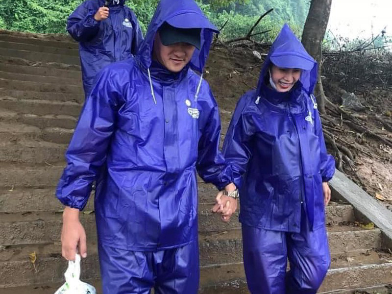 Thủy Tiên cho biết, cô được biết các antifan còn quá trẻ, nhiều người còn phải đi thuê phòng trọ ở để đi làm. Vì thế, cô bị chùng lại. “Tiên muốn khép lại tất cả, không kiện cáo không cần bảo vệ cũng không cần gì cả”, Thủy Tiên chia sẻ.