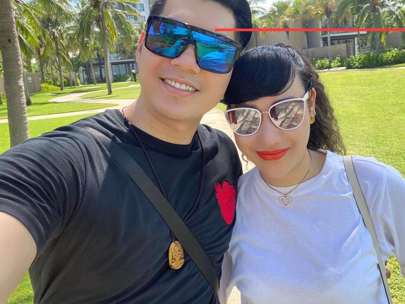 Cặp đôi chênh nhau đến 15 tuổi nên từng vướng dị nghị.