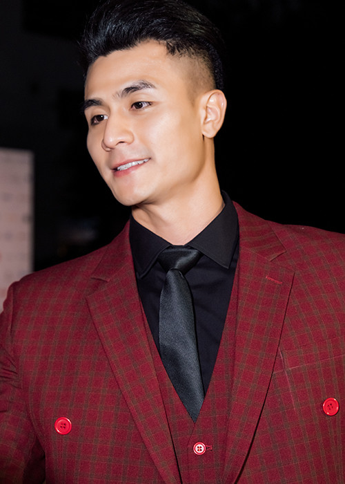 Trước khi vắng bóng showbiz, Vĩnh Thụy hoạt động nghệ thuật khá tính cực.