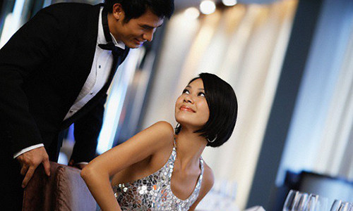 Biet vo vo sinh, chong lap tuc ve que lam dieu toi te nay