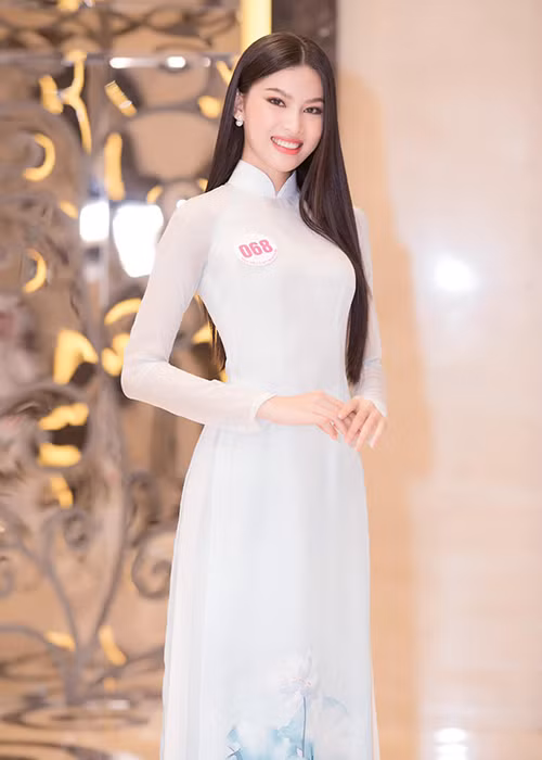 Ngọc Thảo hiện tại sở hữu số đo 3 vòng gợi cảm 83-60-93, đặc biệt là đôi chân dài 1m11. Body nuột nà giúp học trò của siêu mẫu Võ Hoàng Yến nhanh chóng chiếm được thiện cảm của khán giả cuộc thi Hoa hậu Việt Nam.