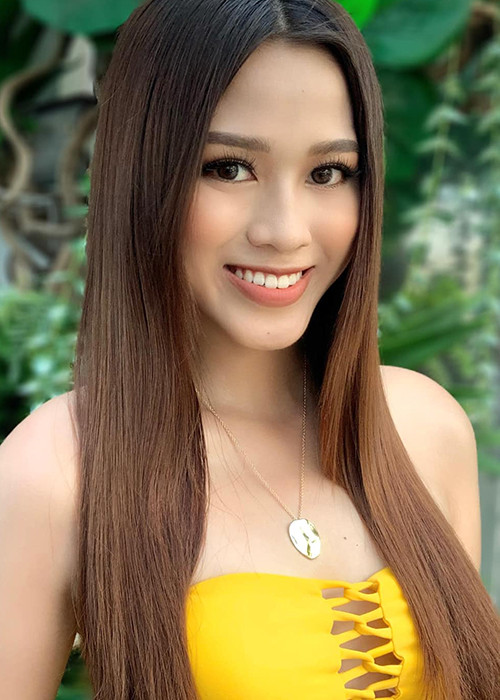 Đỗ Thị Hà đến từ Thanh Hóa, sinh năm 2001. Cô có vóc dáng cân đối với chiều cao 1m72 m, số đo ba vòng 80-63-89. Trước chung kết Hoa hậu Việt Nam 2020, Đỗ Thị Hà liên tục ghi điểm. Cô lọt top 5 Người đẹp thời trang và top 5 Người đẹp biển.