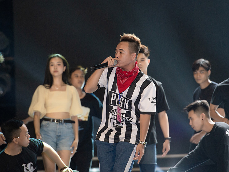 Giám đốc âm nhạc cuộc thi Hoa hậu Việt Nam 2020 - Phúc Bồ đã sáng tác ca khúc mới độc quyền dành tặng cho cuộc thi và khán giả.