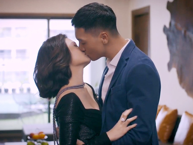 Kiều Anh và Mạnh Trường diễn rất ăn ý, chỉ cần quay đúp đầu tiên là đã đạt. Ảnh: Vietnamnet