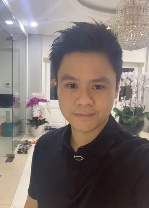 Khi bị Midu hủy hôn, Phan Thành tỏ ra mệt mỏi trong một thời gian khá dài. Từng rộ nghi vấn anh vẫn âm thầm theo dõi tình cũ. Sau đó, Phan Thành rạng rỡ trở lại và khá thoải mái khi xuất hiện bên cạnh các bóng hồng.