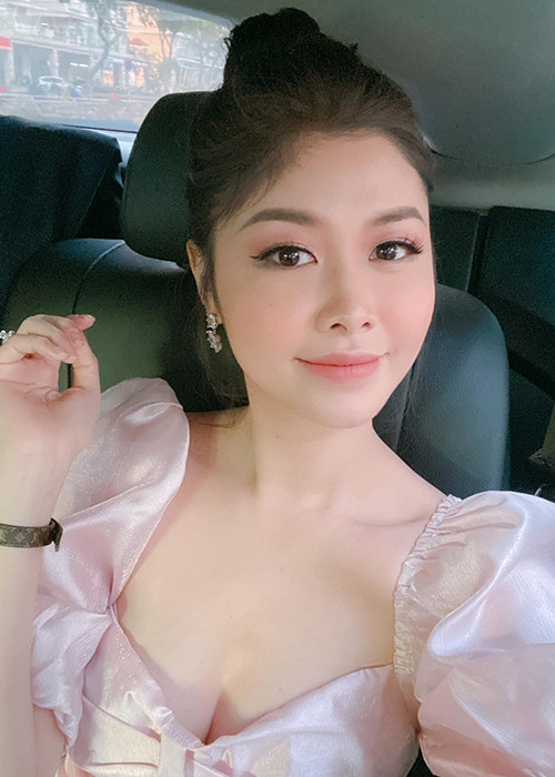 Mặc dù đã sinh hai nhóc tì nhưng nhan sắc của Thủy Anh vẫn khiến nhiều người phải xuýt xoa.