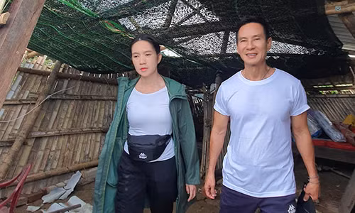 Ly Hai dap tra khi bi antifan soi moi tuoi cuoi di tu thien