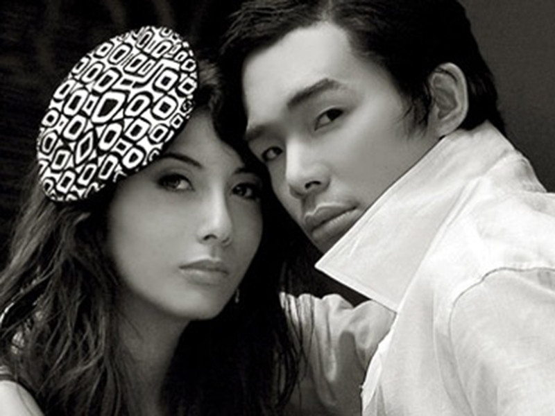 Theo Khám phá, cả hai yêu nhau sâu đậm đến mức dọn về nhà sống chung bởi "khi có 20 cuộc điện thoại/ngày, 7 lần gặp mặt/tuần và 30 ngày tương tư/tháng vẫn là chưa đủ". Ảnh: Bưu điện Việt Nam