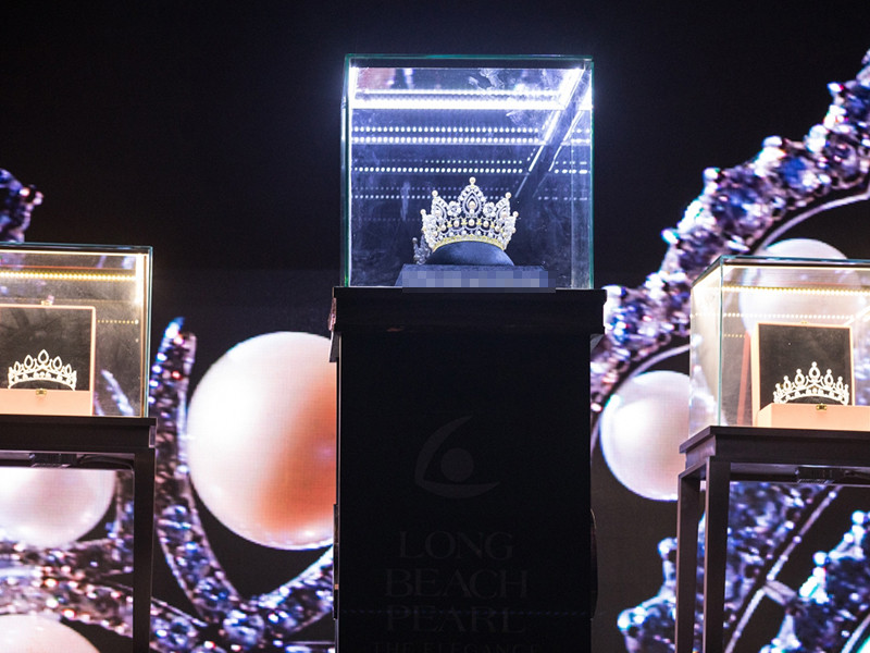 Về hệ thống giải thưởng tiền mặt, ban tổ chức cuộc thi công bố, giải hoa hậu là 350 triệu đồng, á hậu 1 là 250 triệu đồng và á hậu 2 là 200 triệu đồng. Các giải phụ (Người đẹp Nhân ái, Người đẹp Biển, Người đẹp Tài năng, Người đẹp Truyền thông, Người đẹp Du lịch, Người đẹp Thể thao, Người đẹp Áo dài, Người có Làn da đẹp nhất, Người đẹp Thời trang, Người đẹp được yêu thích nhất), mỗi giải 50 triệu đồng. Ảnh: VOV