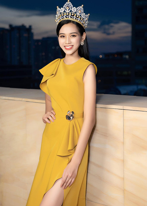 Mới đây, fanpage cuộc thi Hoa hậu Thế giới gửi lời chúc mừng Đỗ Thị Hà đăng quang, ngầm khẳng định cô sẽ là đại diện Việt Nam tại cuộc thi nhan sắc này vào năm 2021.