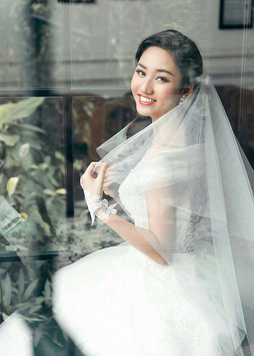 Ngô Trà My giống Thúy Vân khi lên xe hoa trong thời gian đảm nhận vai trò á hậu đương nhiệm.