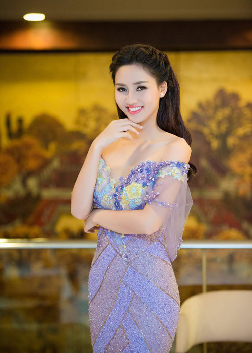 Thời điểm lấy chồng, Trà My ở tuổi 24, giành danh hiệu á hậu được 5 tháng. Không ít người tiếc nuối khi Trà My không đi thi quốc tế bởi cô được đánh giá cao về nhan sắc và ứng xử.