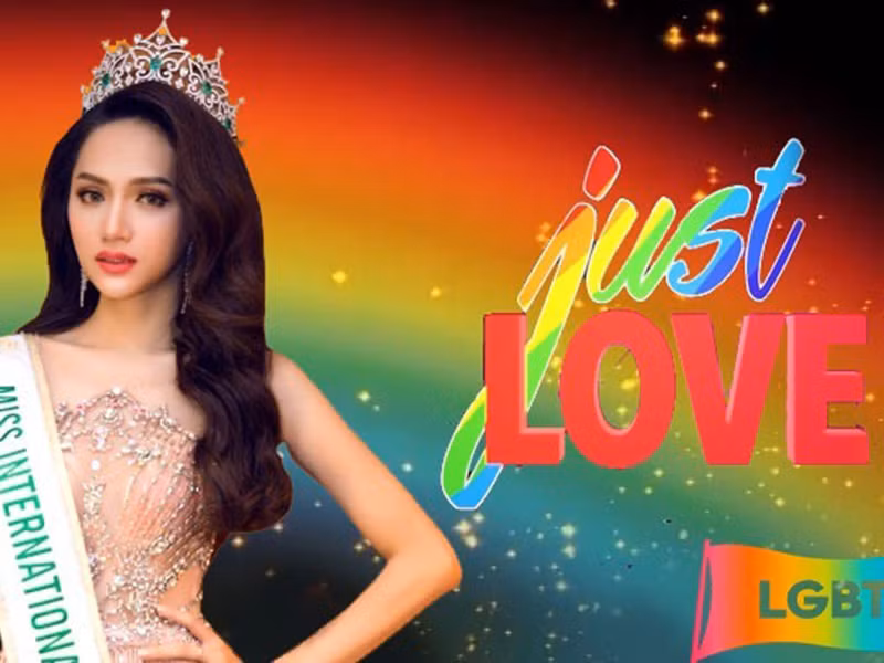 Nữ ca sĩ chuyên giới cũng đứng lên sản xuất và đích thân làm host của chương trình Just Love dành cho cộng đồng LGBT.