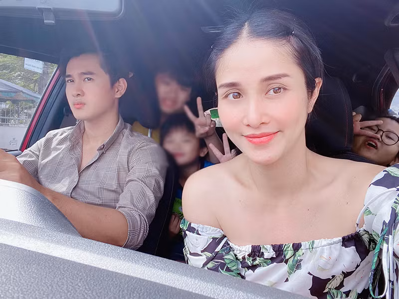 Nam diễn viên có mối quan hệ khá thân thiết với con riêng của Thảo Trang.