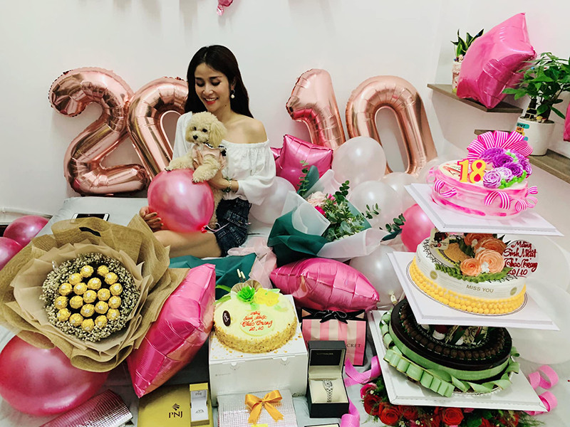 Nữ diễn viên không đi tuần trăng mật sau đám cưới mà trở lại với công việc.