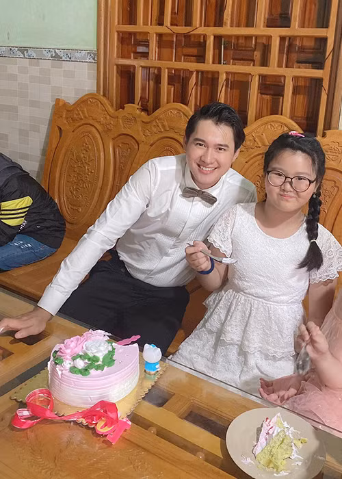 Chia sẻ trên Zing, Thảo Trang cho hay, con gái của cô quý mến Quang Pháp, luôn khen anh tốt bụng.