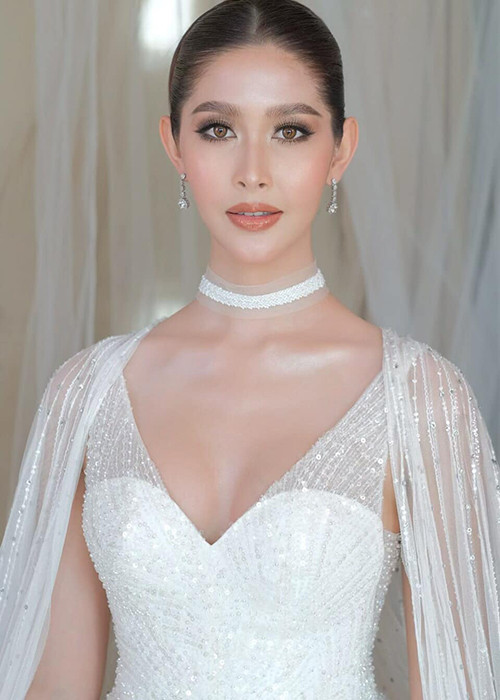 Rock Kwanlada có diện mạo nữ tính hơn 3 năm trước.