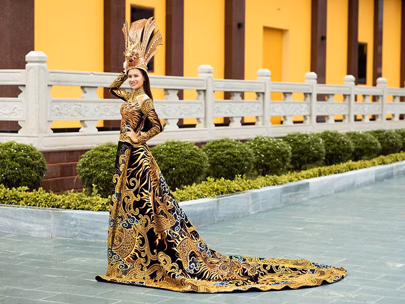 Trước chung kết Hoa hậu Trái đất 2020, Thái Thị Hoa đạt 2 giải phụ. Đó là giải vàng Trang phục dân tộc khu vực châu Á - Thái Bình Dương và giải đồng Trang phục dạ hội.