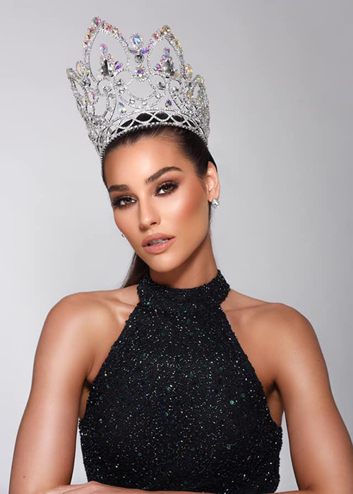 Với gương mặt xinh đẹp, vóc dáng gợi cảm cùng tài năng, Lindsey nhiều khả năng sẽ giành được chiếc vương miện Hoa hậu Trái đất năm nay.