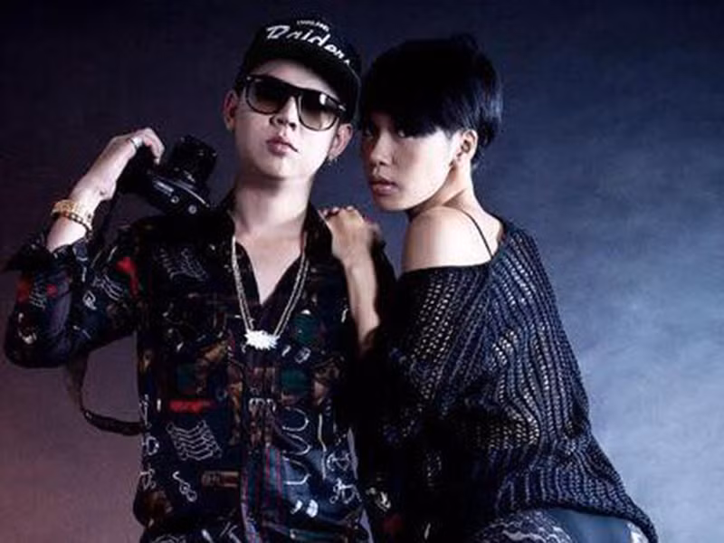 Soi tinh su hen ho sieu mau, hot girl cua rapper Andree