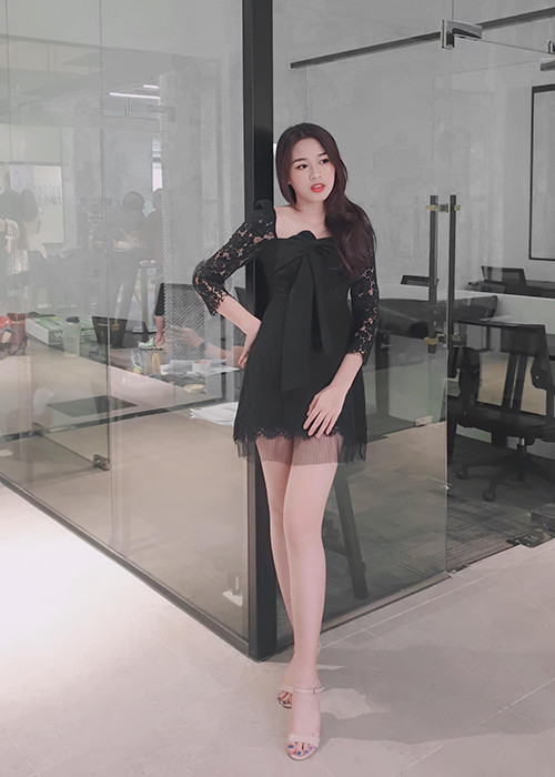 Đỗ Thị Hà chia sẻ trên trang cá nhân, cô từng lọt top 45 cuộc thi Hoa khôi sinh viên Việt Nam 2020.