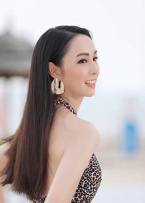 Lê Hoàng Bảo Trâm là một ẩn số khó đoán trong chặng đua cuối cùng của Hoa hậu Việt Nam năm nay. Thí sinh này có học vấn tốt. Cô tốt nghiệp Đại học Drexel (Mỹ), có khả năng ngoại ngữ nên có thể là sự lựa chọn phù hợp nếu đại diện Việt Nam thi quốc tế.