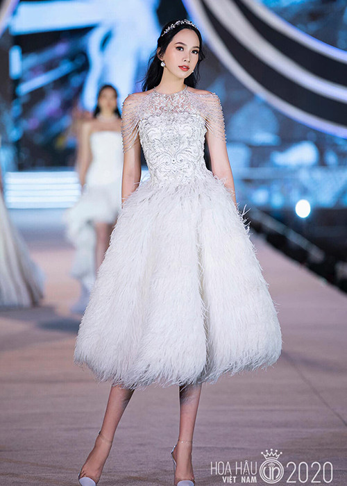 Phạm Thị Phương Quỳnh có hình thể đẹp. Chân dài sở hữu chiều cao 1m74, số đo ba vòng 78 - 62 - 94. Ở phần thi Người đẹp biển, Phương Quỳnh lọt top 5. Nhiều khán giả cho rằng trong chung kết, người đẹp đến từ Đồng Nai cần thể hiện nổi bật so với dàn thí sinh để tiến xa.