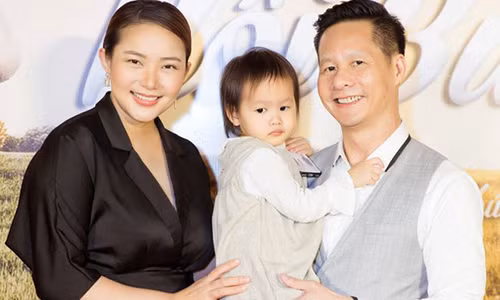 Phan Nhu Thao tiet lo “hop dong hon nhan”