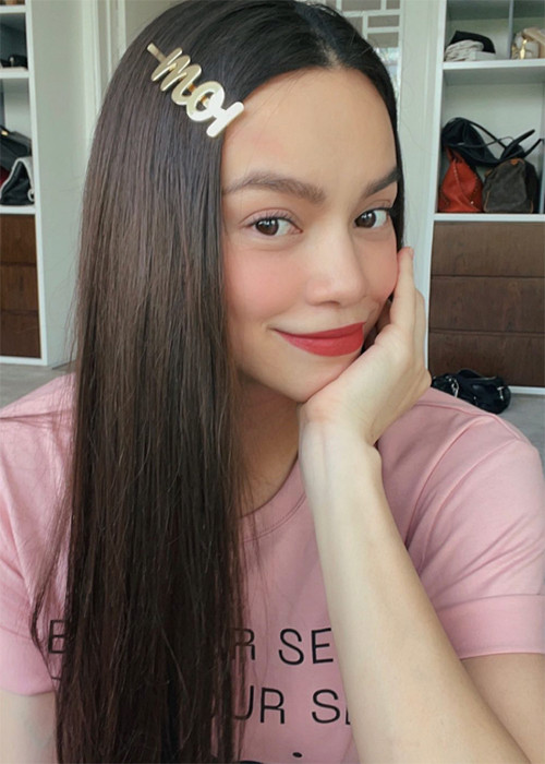 Ngỡ ngàng nhan sắc Hồ Ngọc Hà sau 2 tuần sinh con Ngo ngang nhan sac Ho Ngoc Ha sau 2 tuan sinh con