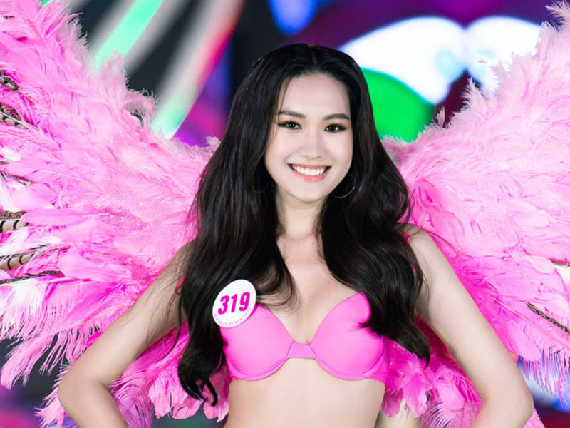 Fan khen ngợi nhan sắc của chân dài sinh năm 2001 đẹp ngọt ngào.