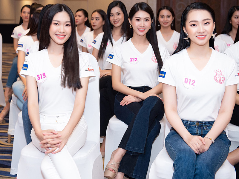 Doãn Hải My luôn xuất hiện với vẻ ngoài tươi tắn trong các hoạt động của cuộc thi.