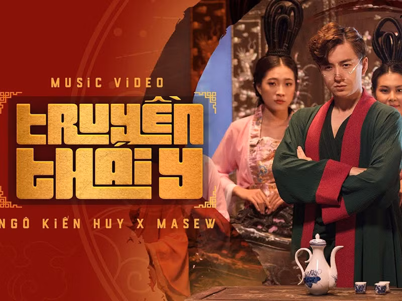 Năm 2019, Ngô Kiến Huy có bản hit thứ hai trong sự nghiệp. Đó là ca khúc “Truyền thái y”. Trước đó, năm 2010, nam ca sĩ có bản hit đầu tay “Giả vờ yêu”.