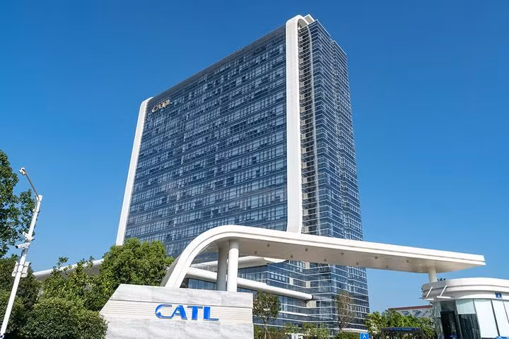 Diem mat 5 nha san xuat pin lithium lon nhat the gioi