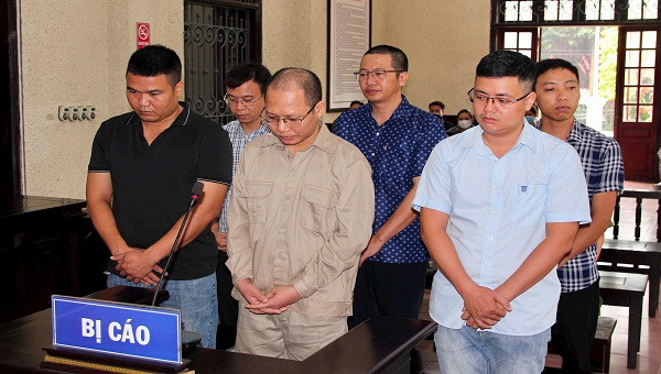 Hai Duong: Nhan hoi lo, 4 cuu lanh dao doanh nghiep dang kiem linh an