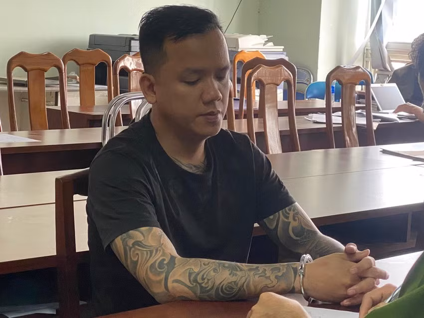 Trí nhảm sau khi bị bắt.