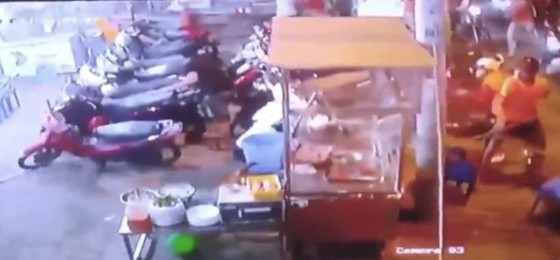 Tối 5/6/2020, Thành, Trí “Nhảm” và hơn 60 thanh niên điều khiển xe gắn máy, mang hung khí chạy qua một số tuyến đường ở quận Bình Tân rồi đến quán nhậu Ốc Hương (phường An Lạc A) tìm đối thủ, gây náo loạn đường phố. Tránh “phe ta đánh phe mình”, các đối tượng mặc áo màu cam để phân biệt.